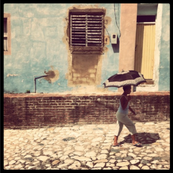 Cuba - Walking in the sun