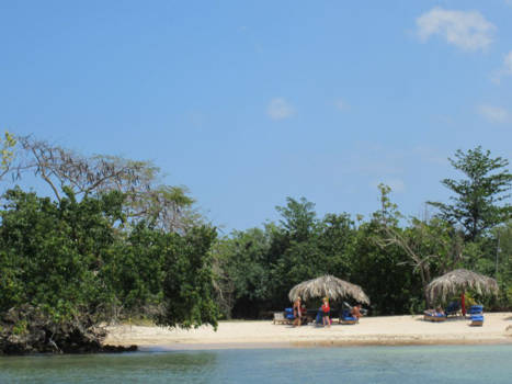 Jamaica - Half Moon Beach