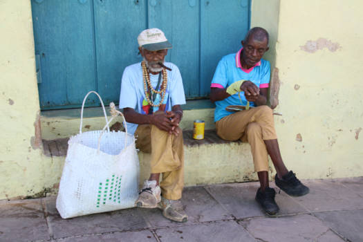 Trinidad (Cuba) - Twee locals in Trinidad (Cuba)