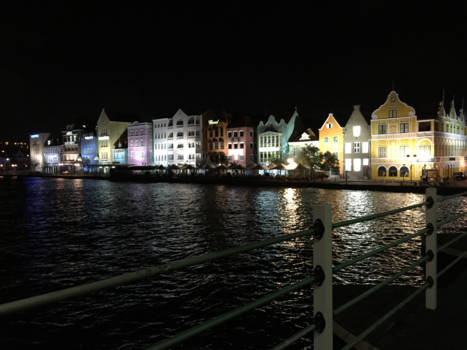 Curaçao - Skyline van Dushi Korsou!