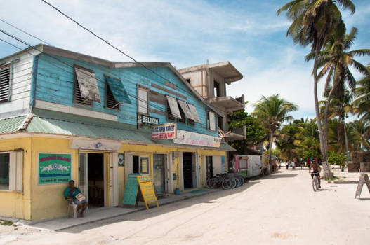 Caye Caulker - Unbelizeable! Go Slow