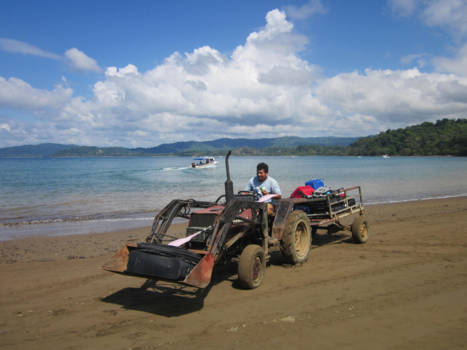 Corcovado National Park - " overloaded luggage "