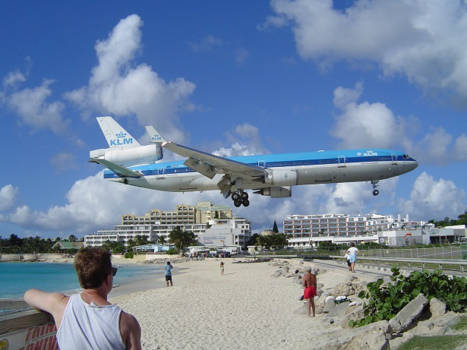 Fort Willem - Landing KLM vanaf Maho Beach op Juliana AirPort Sint Maarten