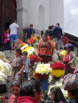 Chichicastenango - Flowergirls