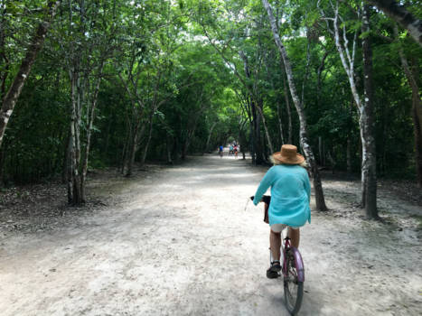 Mexico - Fietsend door de jungle