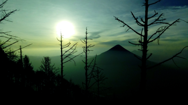 Antigua - Vulkaan in de ochtend