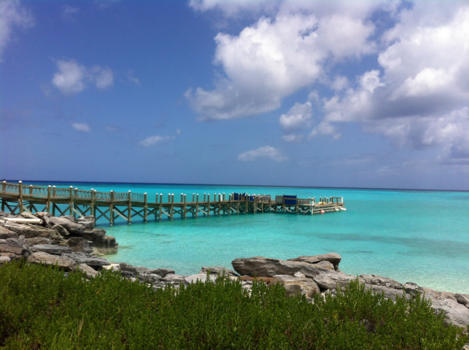 Bahama's - Life is better at this beach!