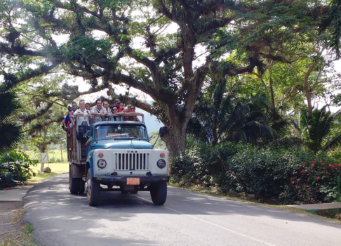 Cuba - Liften is beter geregeld dan het openbaar vervoer