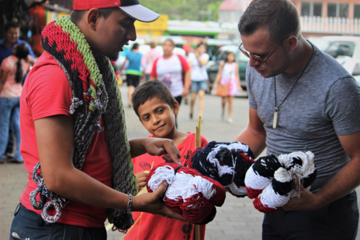 Nicaragua - Onderhandelen op de lokale markt van Masaya - Nicaragua