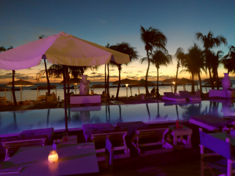 Curaçao - Sunset Mambo Beach (zonder filter)