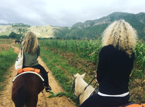 Viñales Valley - Zusjes in Viñales