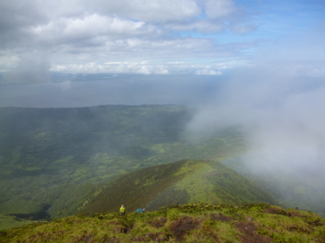 Nicaragua - Door de wolken