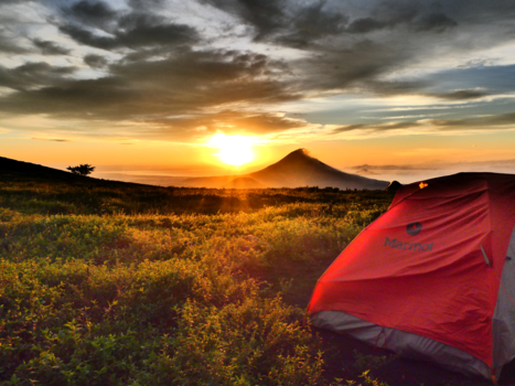 Nicaragua - Waking up on a volcano...
