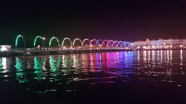 Curaçao - Pondjesbrug