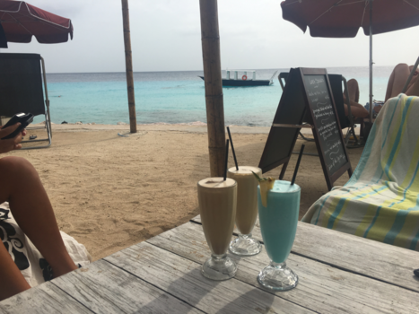 Curaçao - Nog een cocktail bij karakter