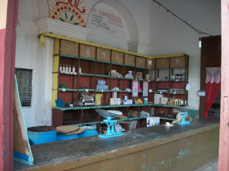 Plaza Mayor (Trinidad) - Plaatselijke super