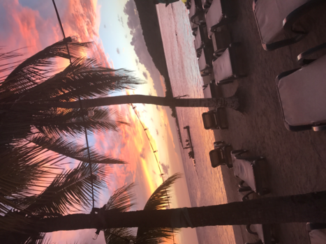 Curaçao - Zonsondergang op Jan thiel beach!