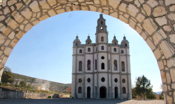 Mexico - Kerk in aanbouw