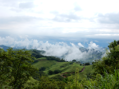 Costa Rica - Uitzicht onderweg in de bergen