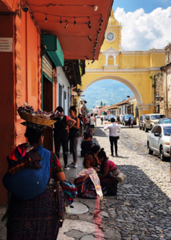 Antigua - Arco de Santa Catalina
