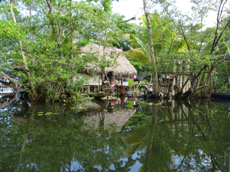 Rondreis Guatemala - Wonen op het water