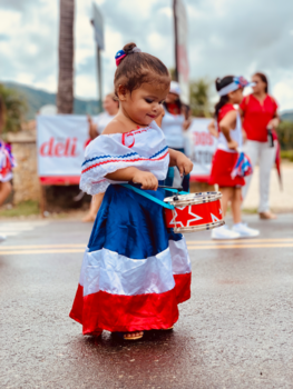 Costa Rica - Independens day vieren door dit prachtige meisje.