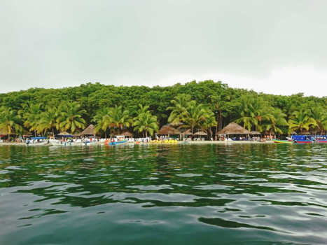Panama - Bocas del toro playa de estrellaa