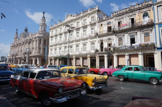 Havana - Kleurrijke oldtimers