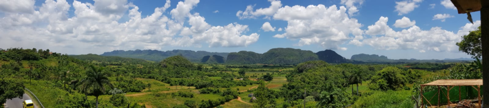 Cuba - We hebben twee uur naar dit uitzicht gestaard. Allebei een traan gelaten.. Cuba