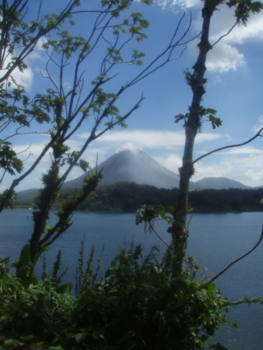 Costa Rica in drie weken - arenal vulkaan en arenal meer