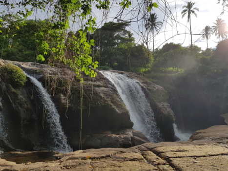 El Salvador - Warmwaterbron