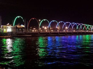 Curaçao - Brug Willemstad