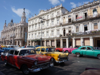 Havana - Kleurrijke oldtimers